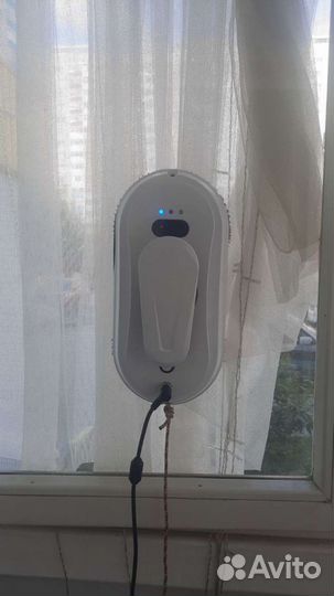 Робот мойщик окон