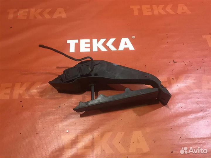 Педаль газа бмв Х5 Е70