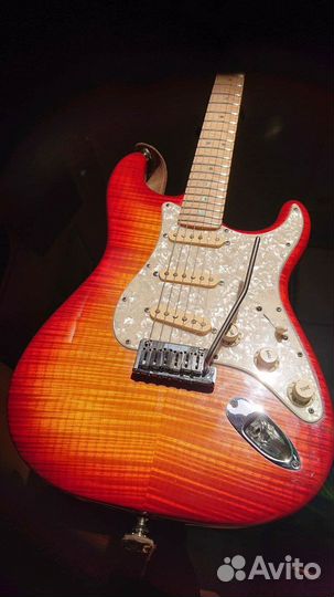 Электрогитара Fender Custom Shop Russian Strat