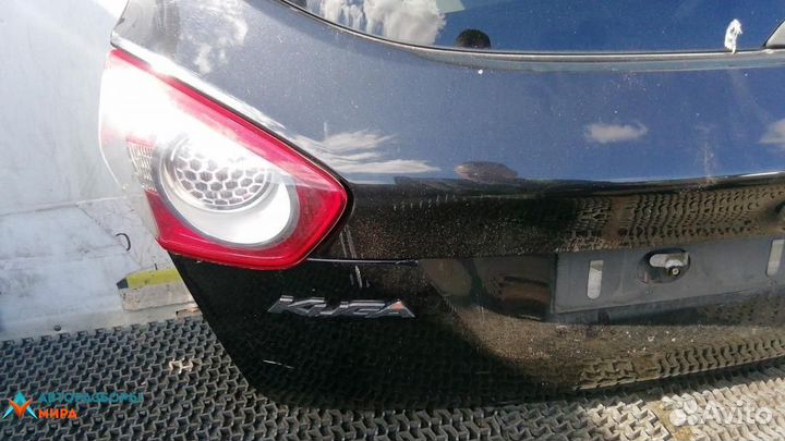 Крышка багажника (дверь 3-5) Ford Kuga 2009