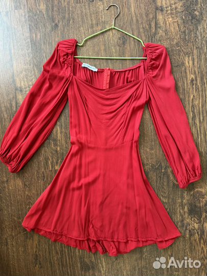 Платье красное 42-44 вискоза