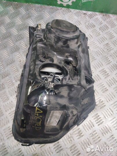 Фара передняя левая Renault Duster