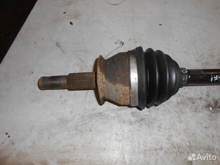 Привод передний левый 2,5 л Дизель АКПП