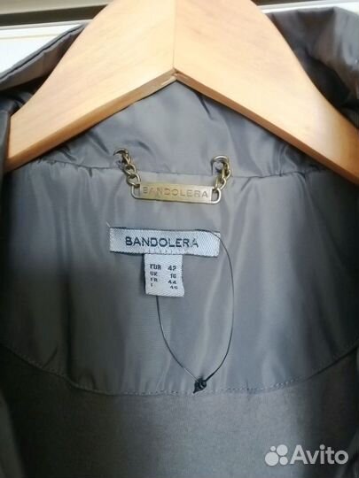 Ветровка женская