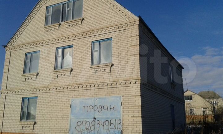 Дом 300 м² на участке 6 сот.