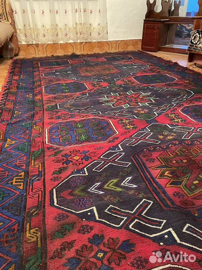 Ковер ручной работы