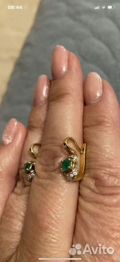 Серьги с изумрудами и бриллиантами