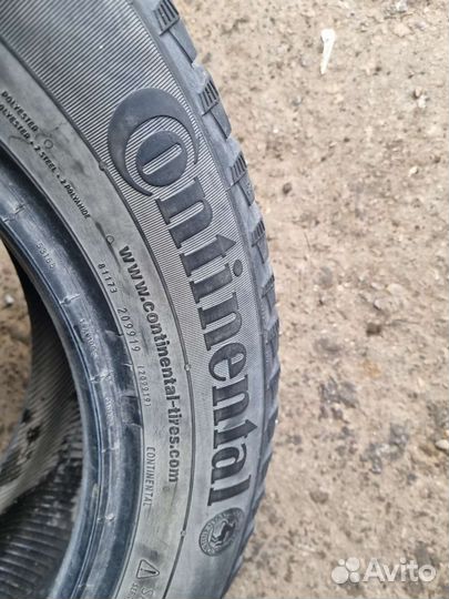 Continental ContiIceContact 215/55 R16 97T