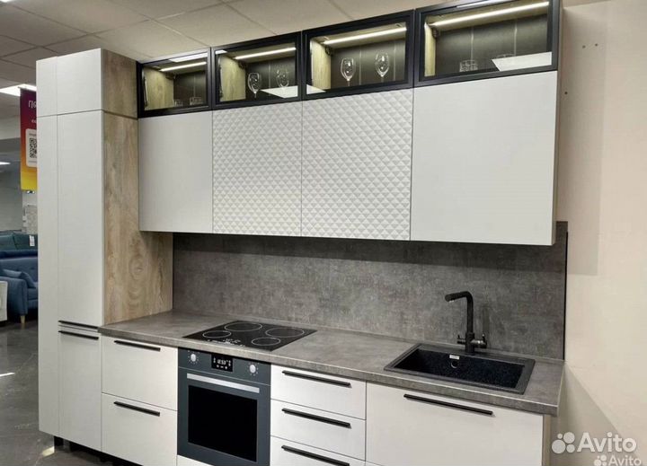 Кухня в потолок в наличии