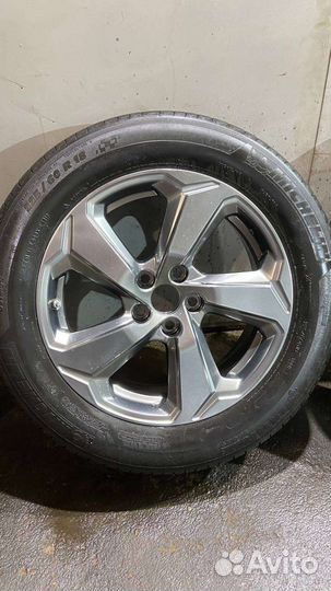 Колеса RAV4 r18 оригинал
