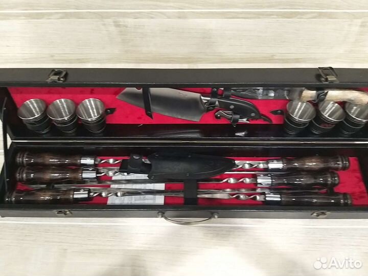 Шашлычный набор / шампуры в кейсе
