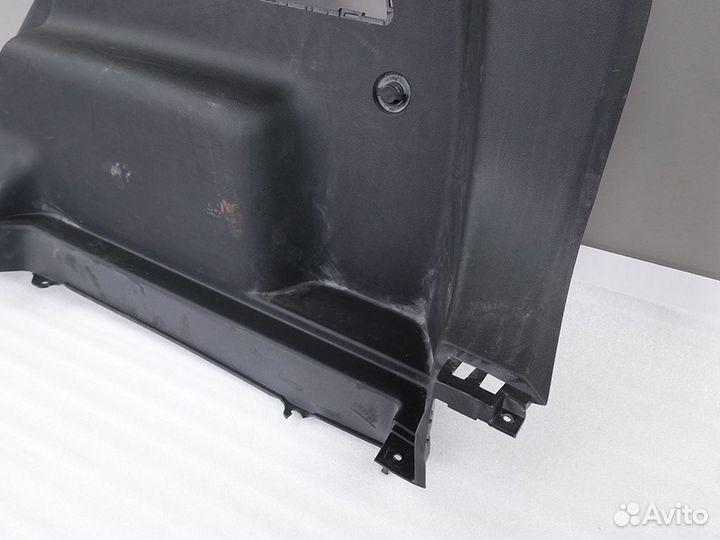 Обшивка багажника правая Chery Tiggo 7 Pro (2020)