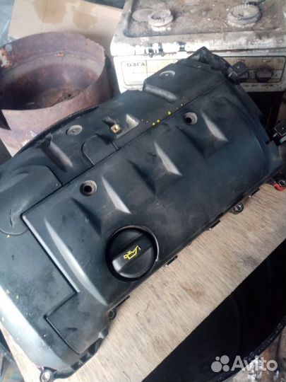 Клапанная крышка peugeot 308 EP6 5FW