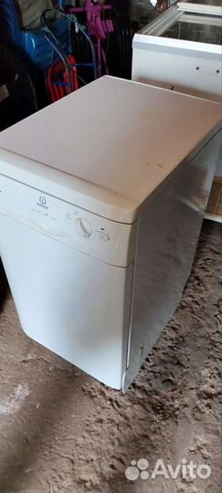 Посудомоечная машина Indesit
