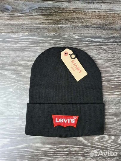 Шапка мужская levis