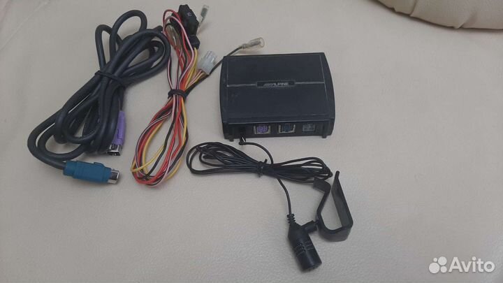 Модуль блютуз Bluetooth Alpine KCE-400BT