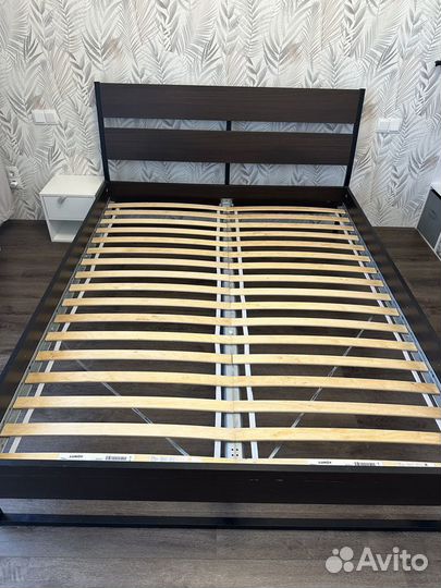 Кровать двухспальная IKEA 160x200