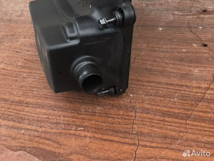 Клапанная крышка 3.6FSI