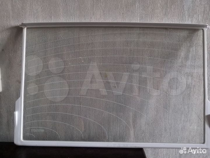 Б/у Ящики и полки для холодильника