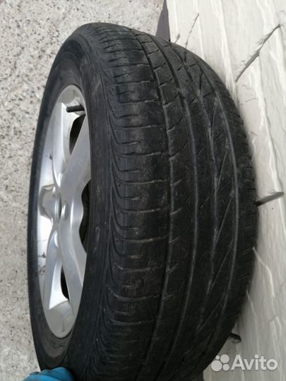 Шины с литыми дисками летние бу 4 шт