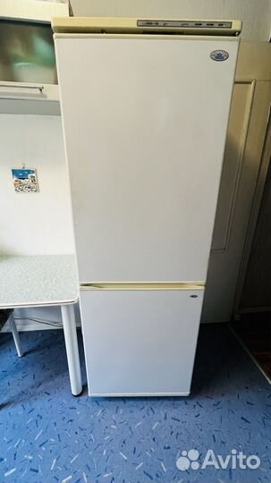 Рабочий Холодильник «Атлант»