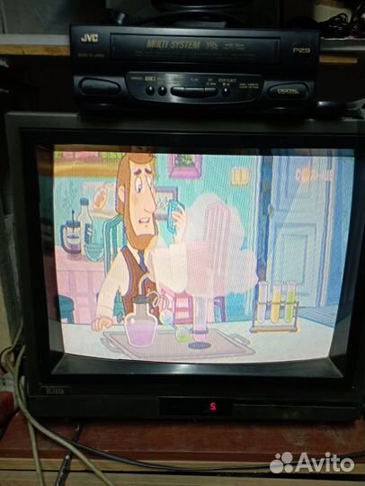 Телевизор с антенной