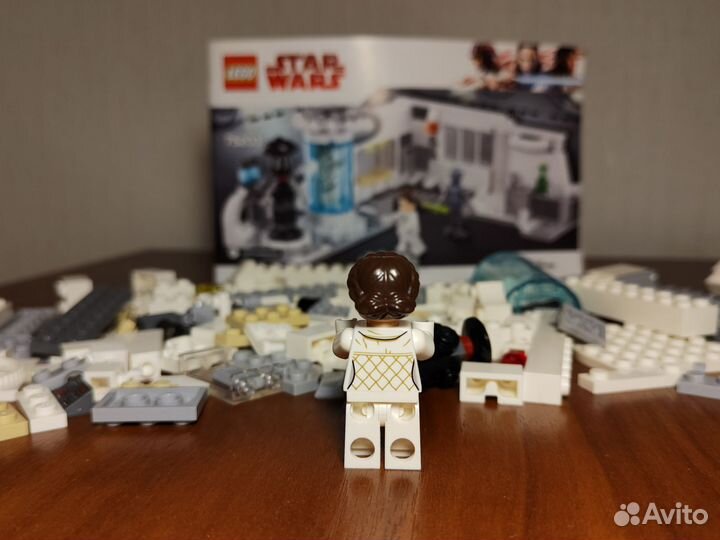 Lego Star Wars 75203 Hoth Medical Chamber