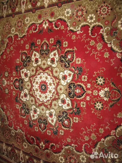 Продам ковёр herat halbmond производства гдр