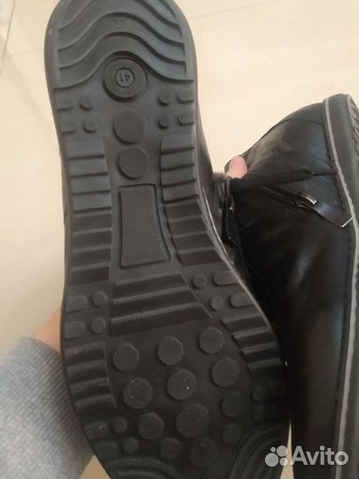 Ботинки 41размер, но маломерят на пол размера