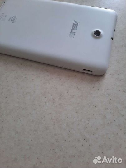 Планшет asus MeMO Pad 7 me176cx 8gb, wifi, 7 дюймо