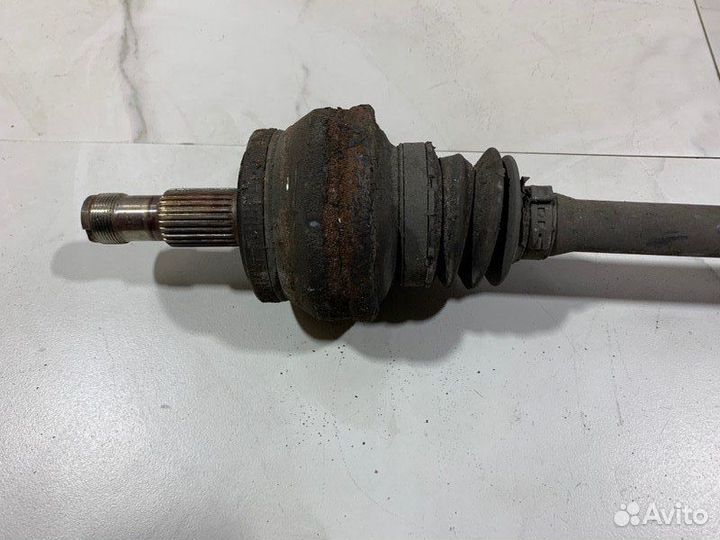 Привод задний Mercedes W212