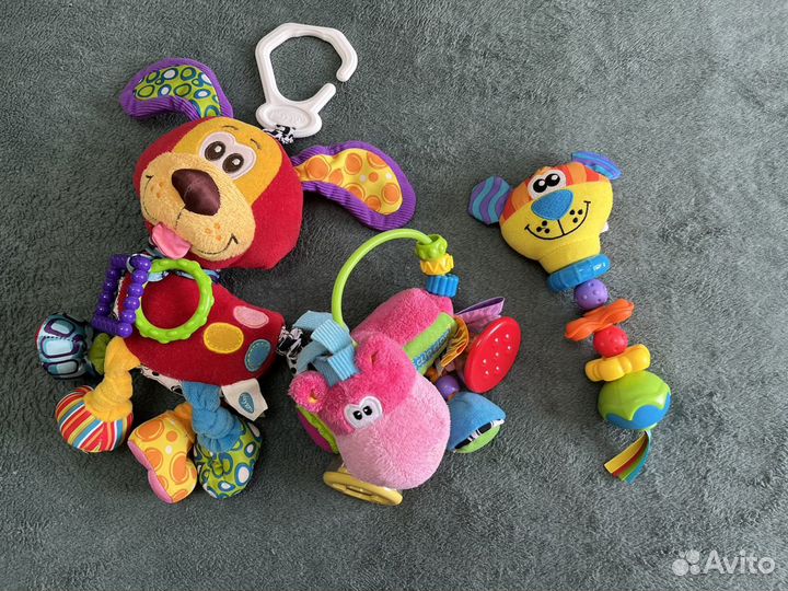 Развивающие игрушки подвески