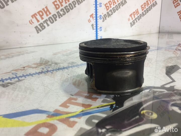 Ниссан Кашкай Поршень