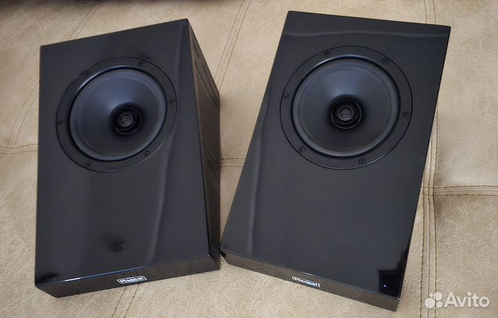 Полочная акустика Magnat ATM 202 Black