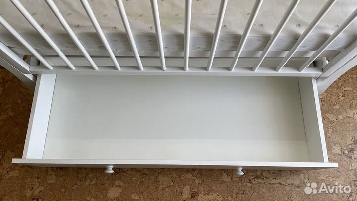 Кровать детская с матрацем