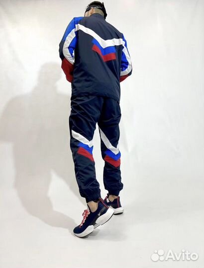 Спортивный костюм мужской