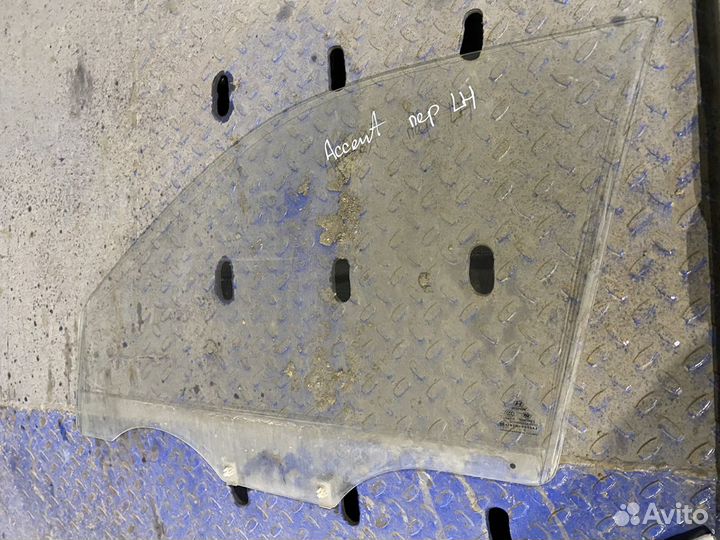 Стекло боковое Hyundai Accent акцент