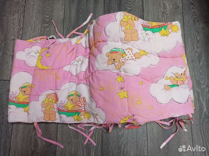 Бортики в детскую кроватку для девочки