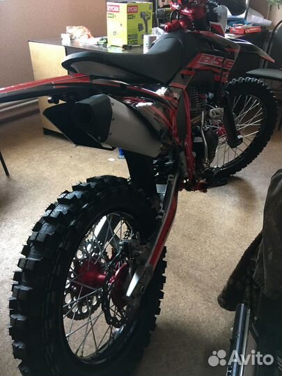 BSE Z10 кроссовый мотоцикл