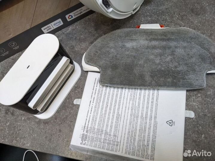 Робот-пылесос Xiaomi Mi Robot Vacuum S10 RU, белый