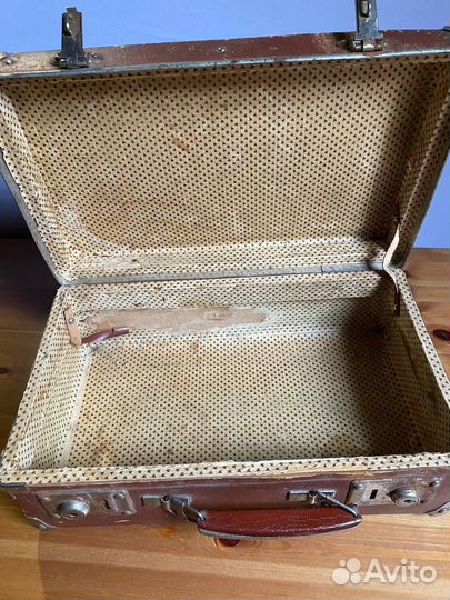 Винтажные чемоданы времён СССР