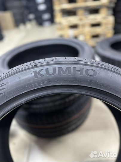 Kumho Ecsta PS71 SUV 245/45 R20 и 275/40 R20 106Y