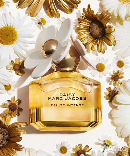 Marc Jacobs Daisy