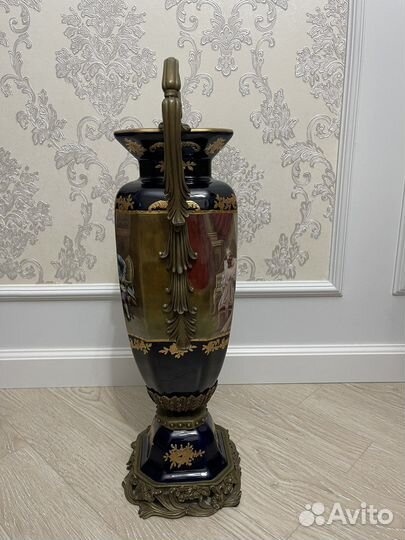 Ваза антикварная бронзовая