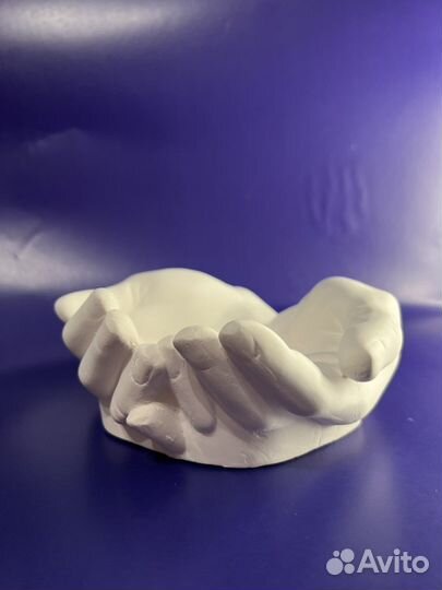 Руки подставка из гипса