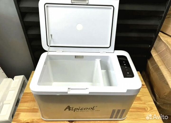 Компрессорный автохолодильник Alpicool