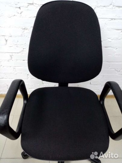 Компьютерное кресло comfort GTP C-11