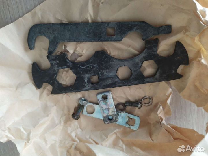 Советский набор ключей для велосипеда. СССР