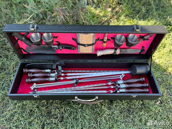 Шашлычный набор № 7 / красный велюр