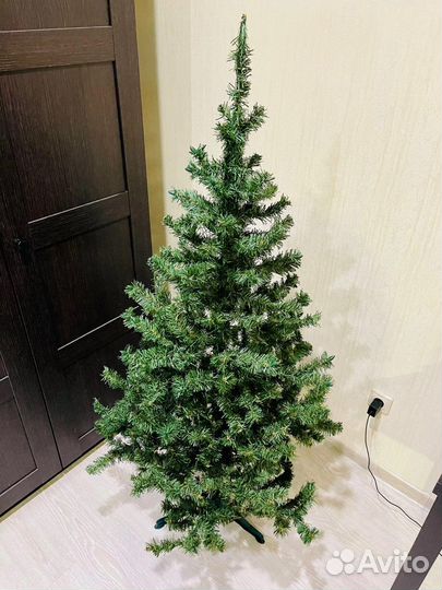 Елка искусственная